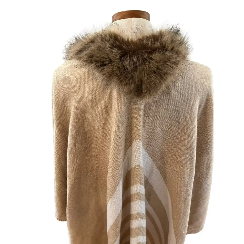 Jane & Berry Faux fur trim Cape Tan Cream
